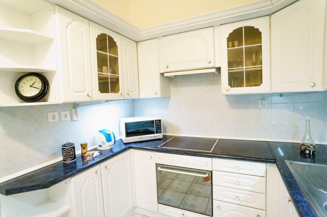 Budapest Kingdom Apartment Central & Car Parking On-Site & Aircon & Quiet & Family Friendly Exterior photo