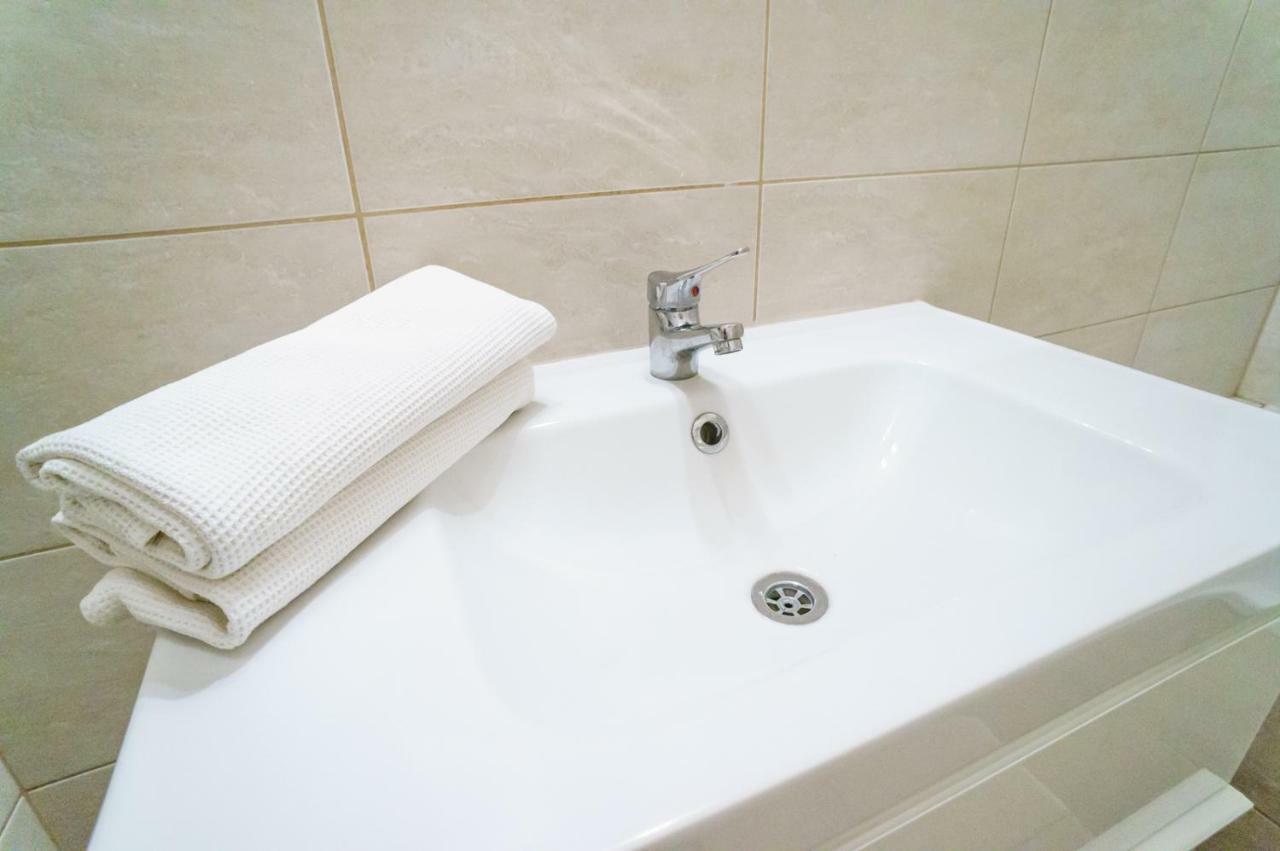 Budapest Kingdom Apartment Central & Car Parking On-Site & Aircon & Quiet & Family Friendly Exterior photo